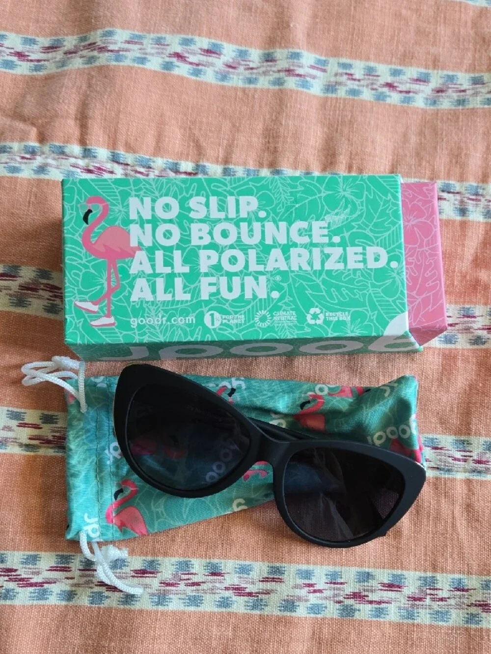 Goodr Glam G It's Noir, Darling Cat Eye Sunglasses